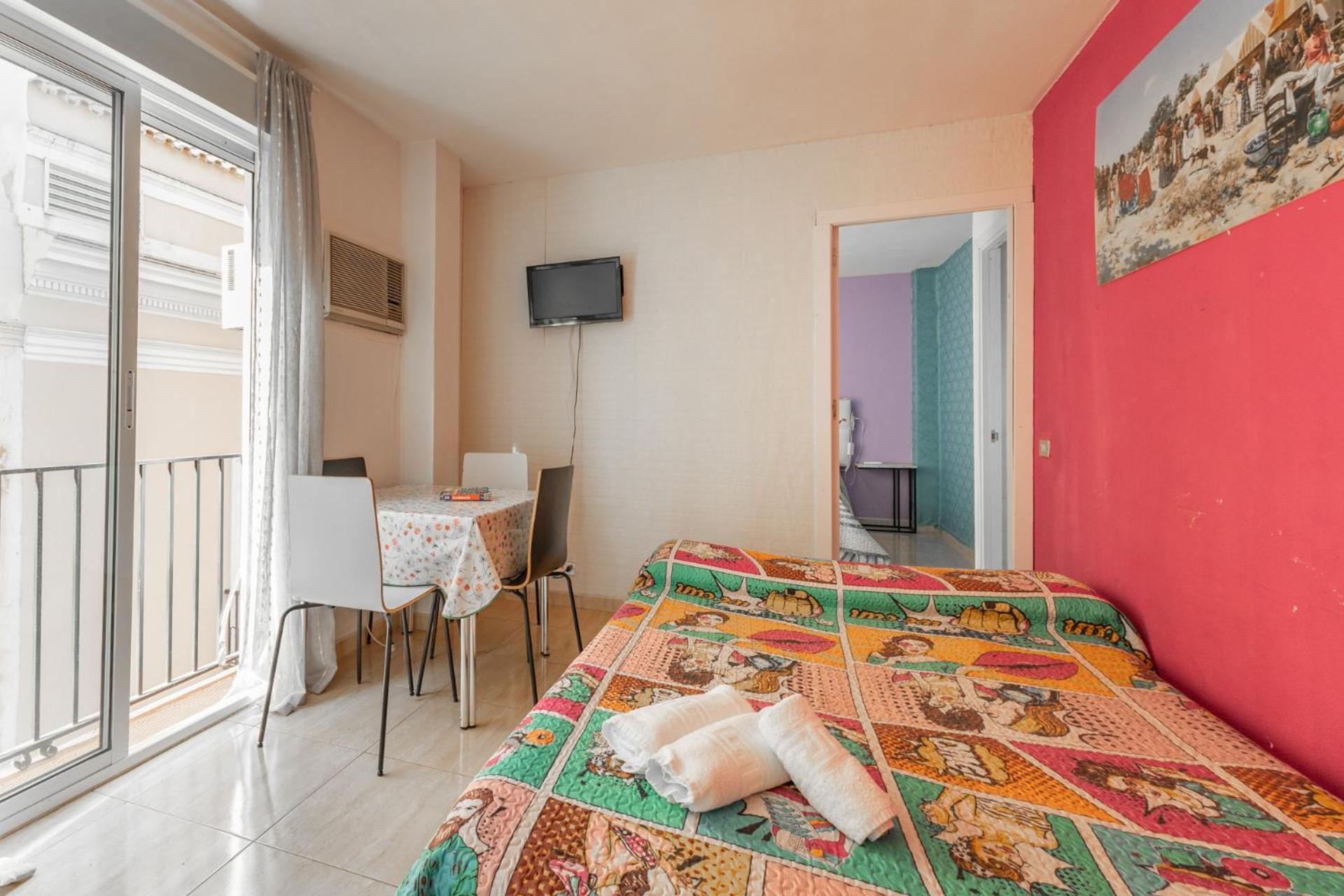 Duque Center Premium Suites, Free Parking Севилья Экстерьер фото