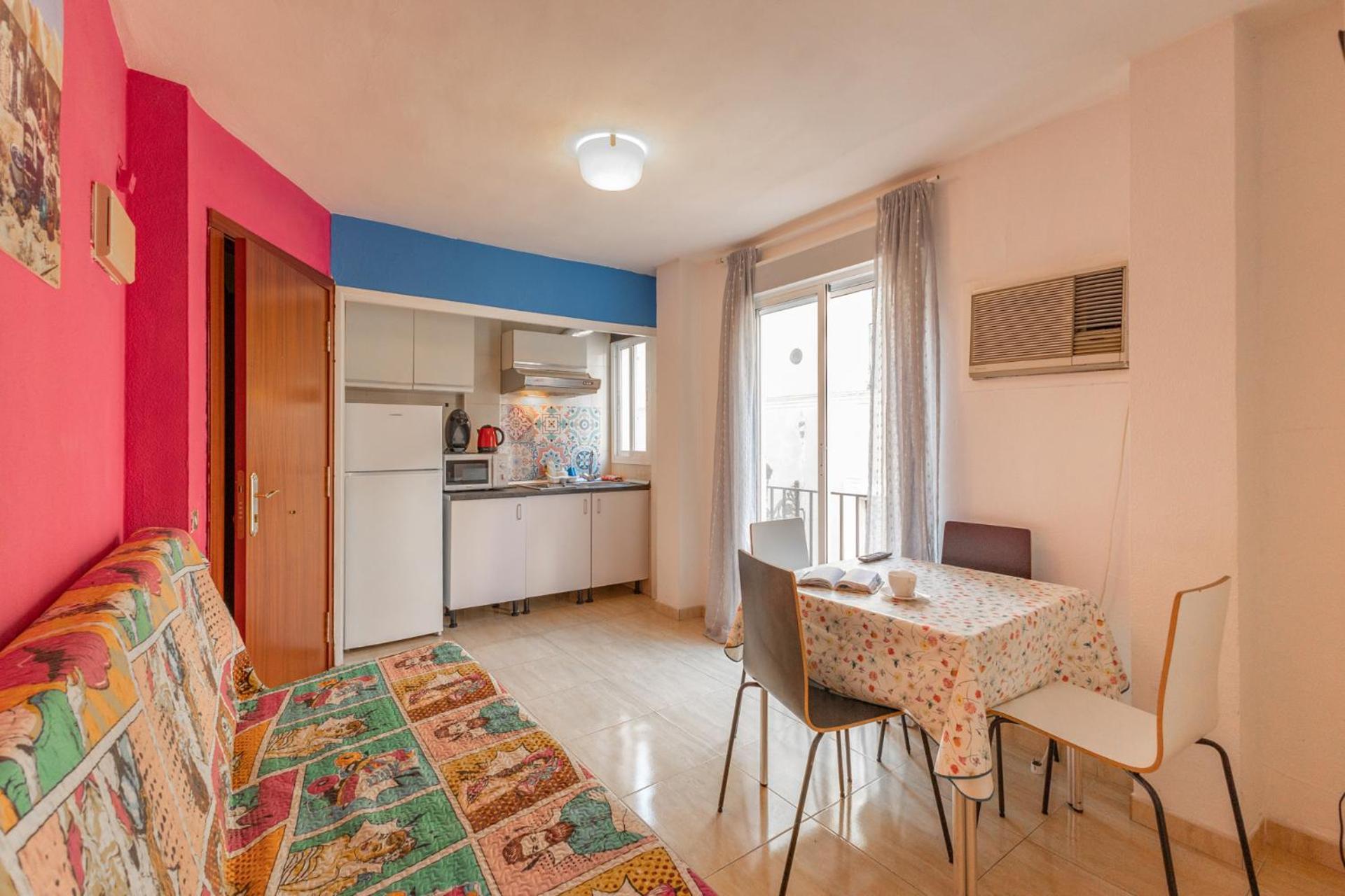 Duque Center Premium Suites, Free Parking Севилья Экстерьер фото